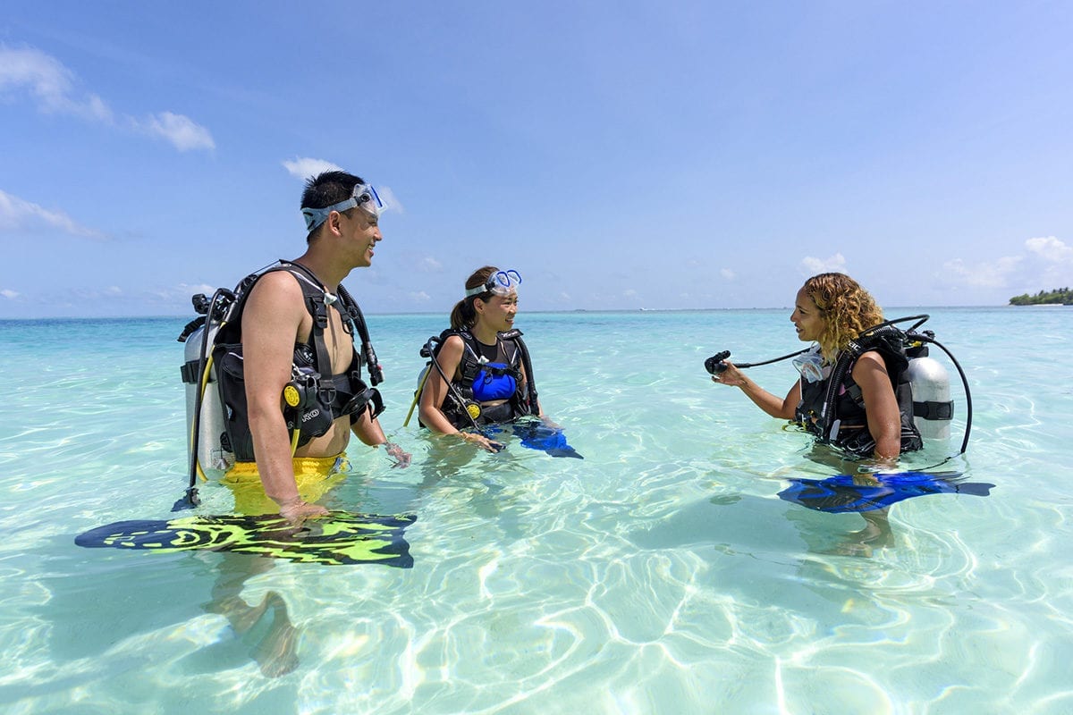 10 Useful Tips You Should Know Before You Leave Your Surfing Trip To Maldives
